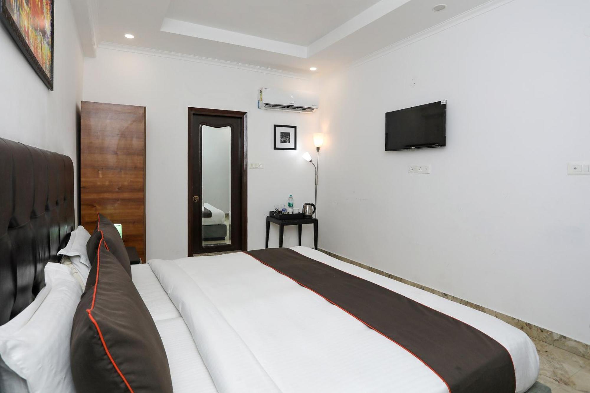 מלון Kapas Hera Collection O Residency Near Dwarka Sector 21 Metro Station מראה חיצוני תמונה