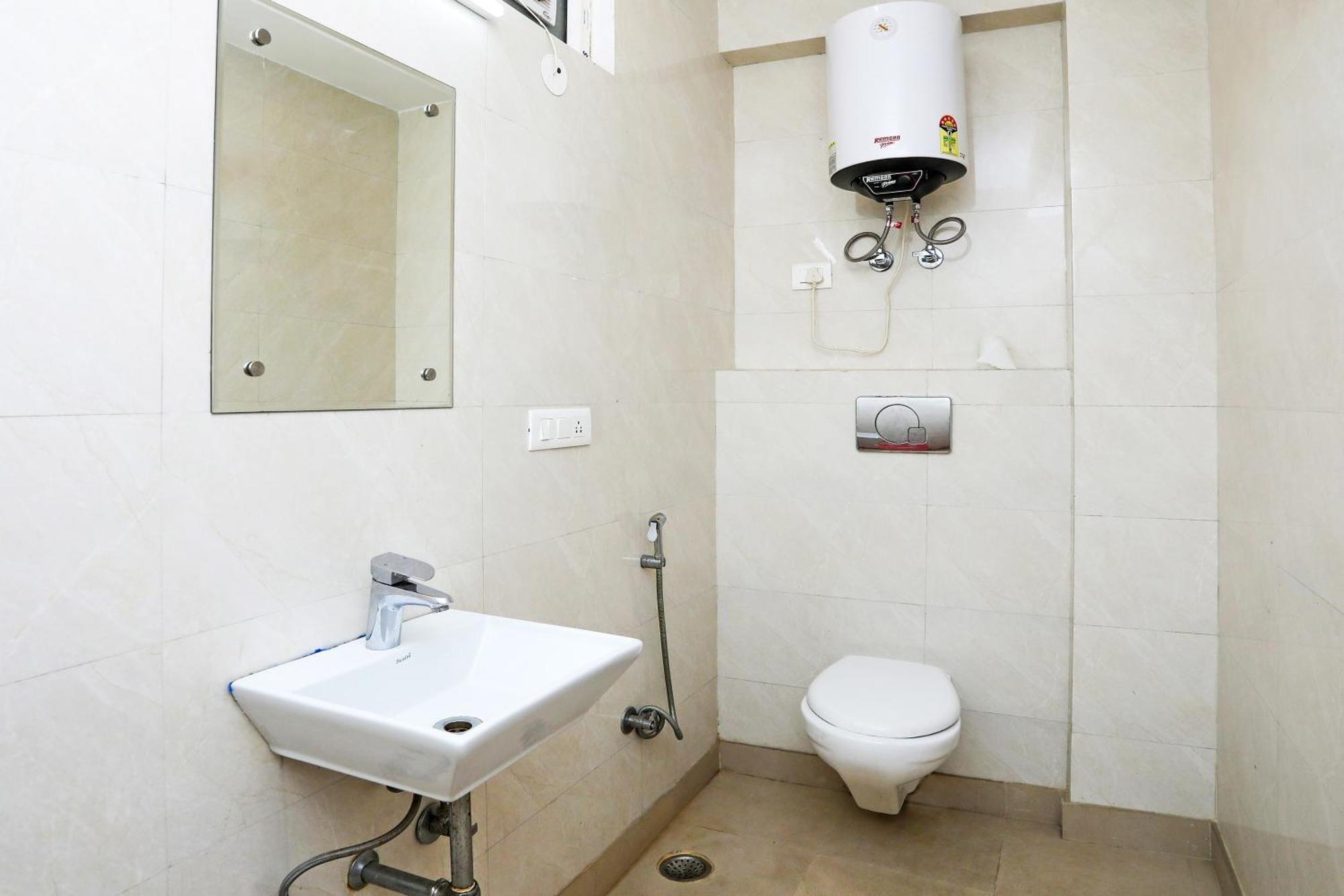 מלון Kapas Hera Collection O Residency Near Dwarka Sector 21 Metro Station מראה חיצוני תמונה