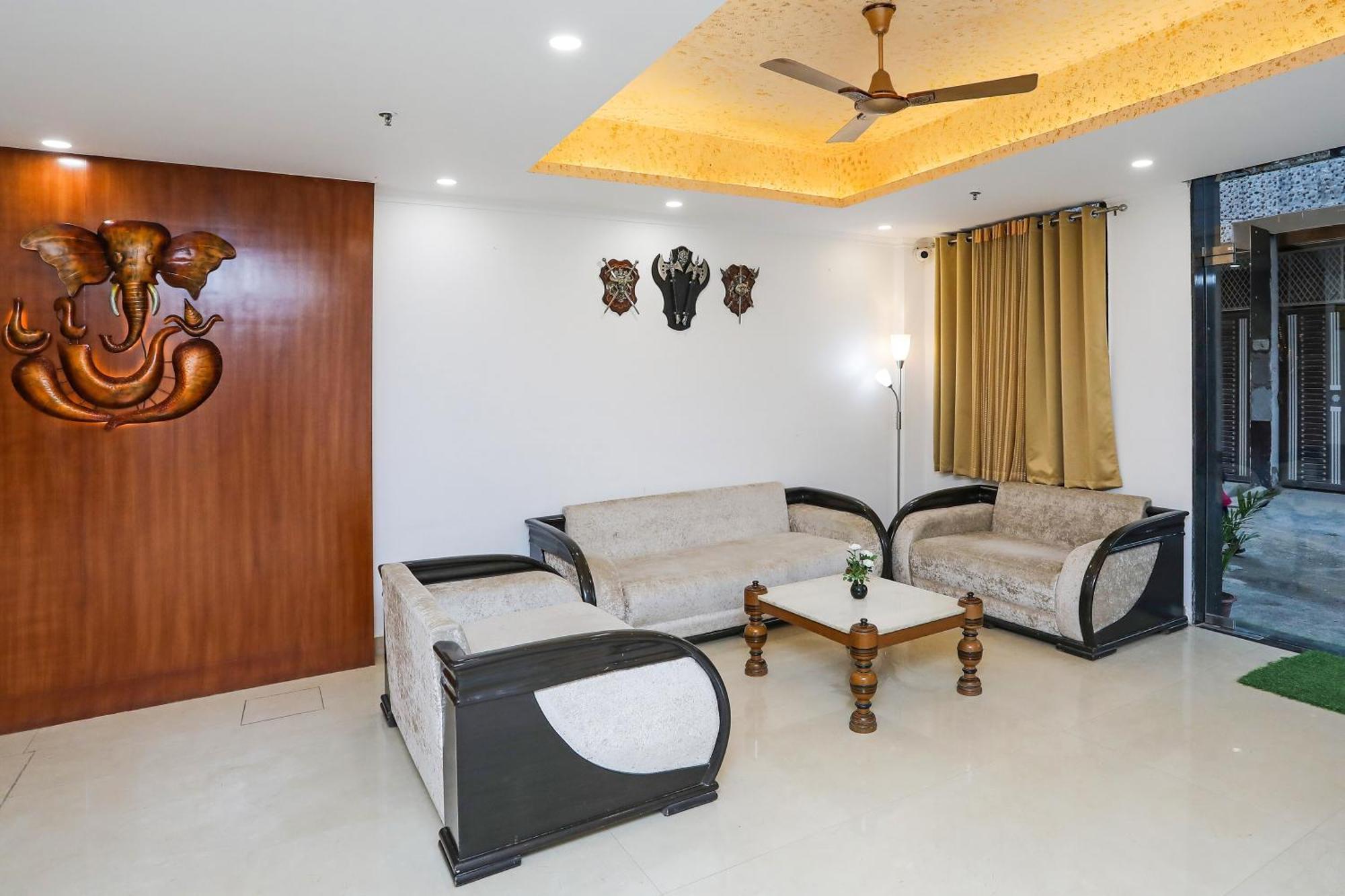 מלון Kapas Hera Collection O Residency Near Dwarka Sector 21 Metro Station מראה חיצוני תמונה