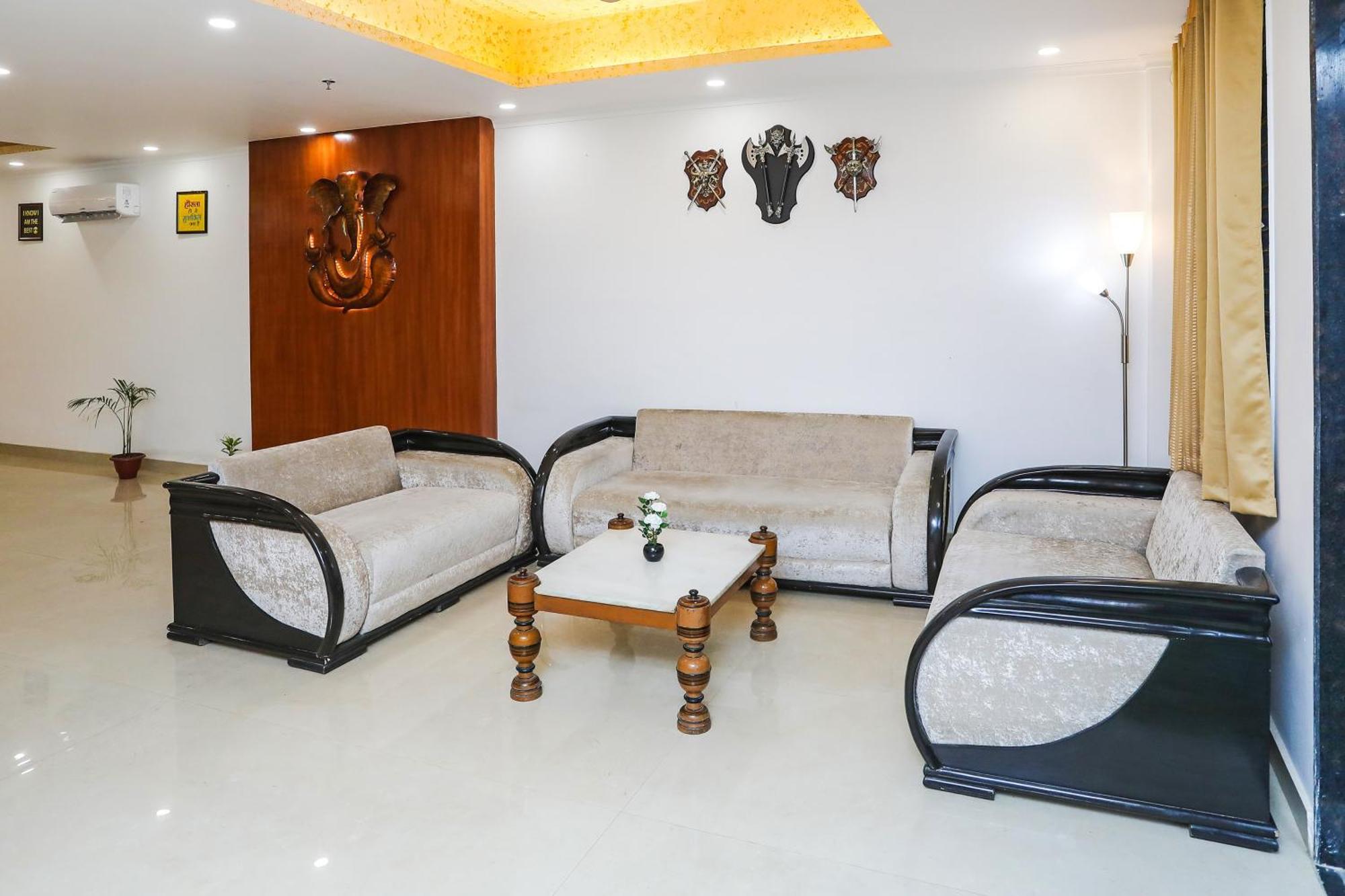 מלון Kapas Hera Collection O Residency Near Dwarka Sector 21 Metro Station מראה חיצוני תמונה