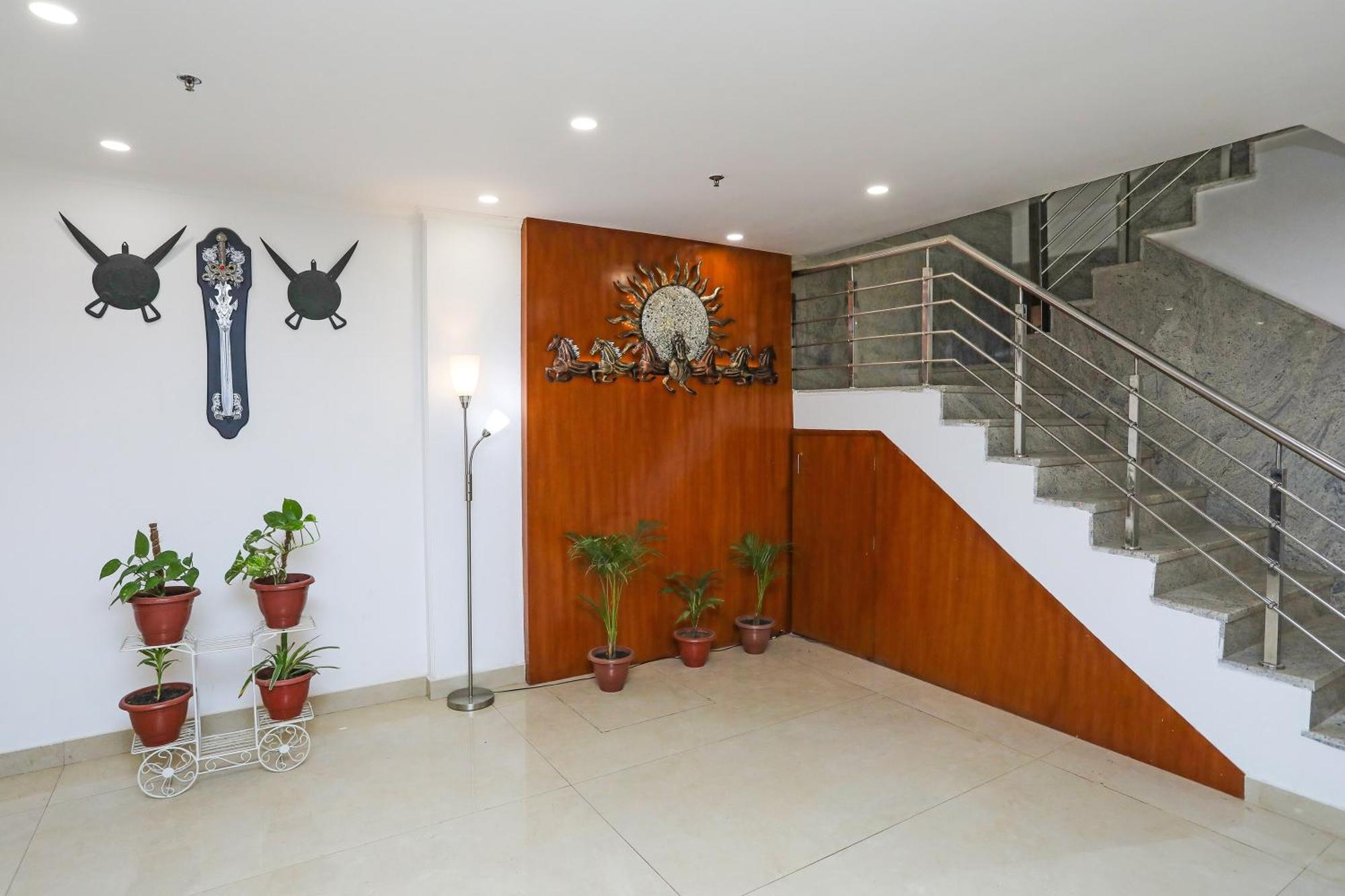 מלון Kapas Hera Collection O Residency Near Dwarka Sector 21 Metro Station מראה חיצוני תמונה